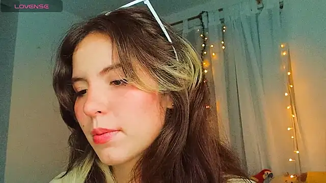 cherrybom969 online show from 02/24/25, 03:44