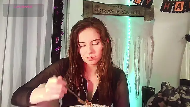 cherrybom969 online show from 10/17/25, 11:50