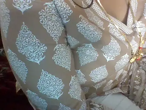 Sexy-Shalinii online show from 03/18/26, 01:57