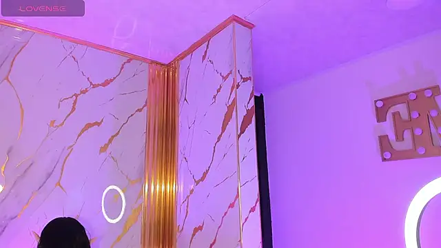 sexyy kitty18 online show from 10/08/25, 03:41