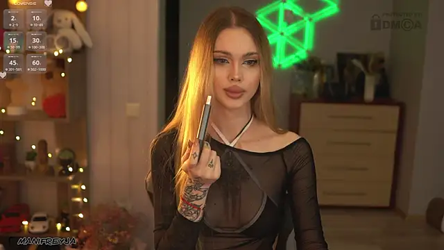 ManiFreyja online show from 10/23/25, 09:13