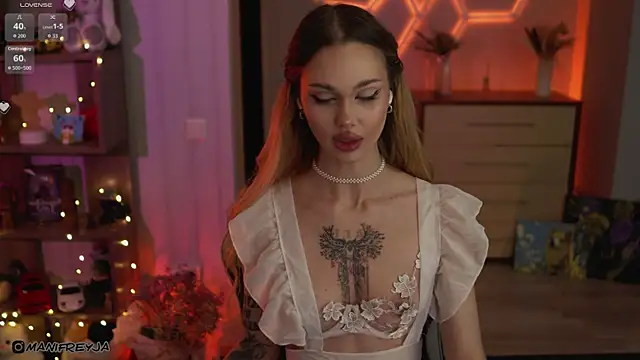 ManiFreyja online show from 11/04/25, 08:01