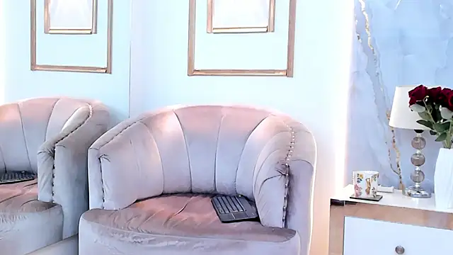 AmandaMartinez  online show from 10/16/25, 12:24