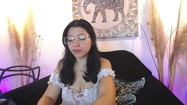 Snapshot of Gag_princeess chatting on 03/01/25, 07:37 Gag princeess online show from 03/01/25, 07:37