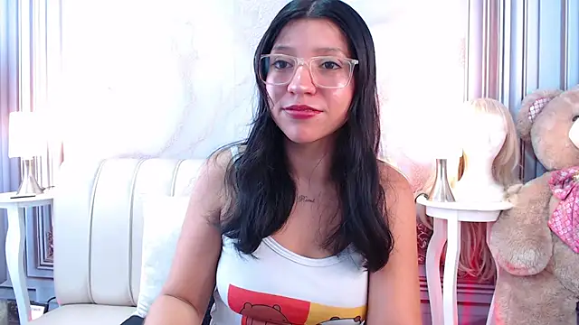 Snapshot of Gag_princeess chatting on 03/16/25, 07:38 Gag princeess online show from 03/16/25, 07:38