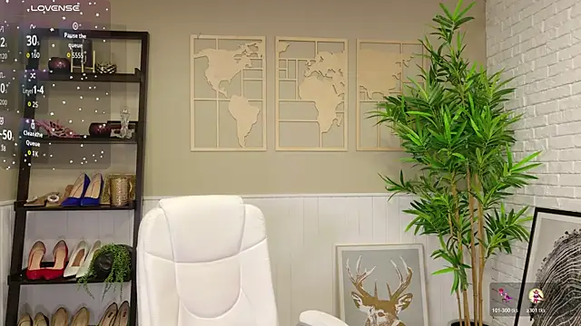 Snapshot of LadyLeea chatting on 01/10/26, 05:47 LadyLeea online show from 01/10/26, 05:47