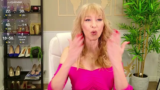 LadyLeea online show from 04/06/26, 04:46