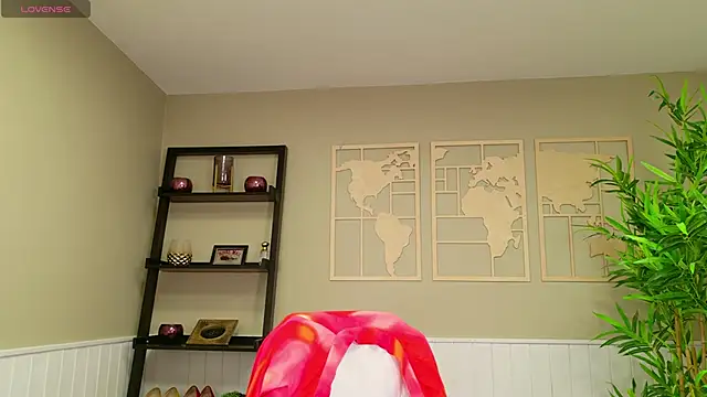 LadyLeea online show from 03/17/25, 05:34