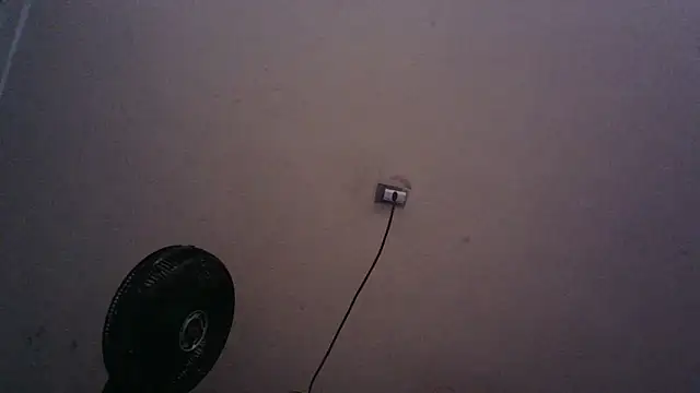 Snapshot of pornstarbrezillian chatting on 10/09/25, 11:22 pornstarbrezillian online show from 10/09/25, 11:22