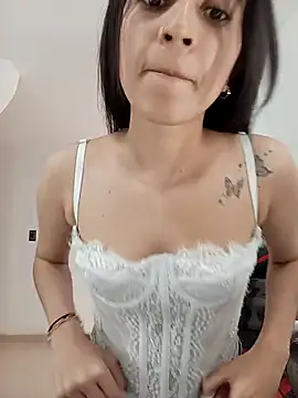 Mia Fischer online show from 11/14/25, 06:00