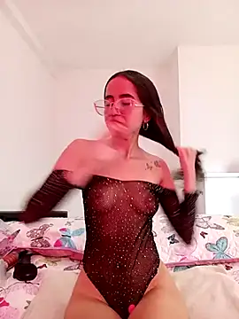 Snapshot of Mia_Fischer chatting on 03/01/25, 07:26 Mia Fischer online show from 03/01/25, 07:26