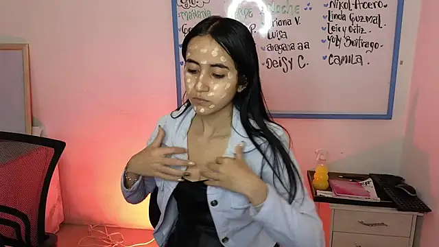 Mia Fischer online show from 03/19/26, 11:43