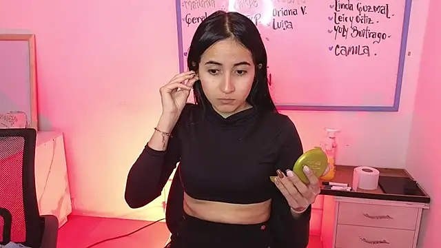 Mia Fischer online show from 03/24/26, 12:38