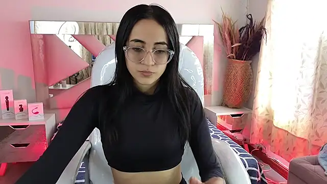 Mia Fischer online show from 03/07/26, 01:16