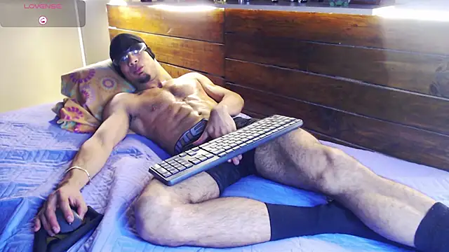 SonicJ25 online show from 11/28/25, 03:39