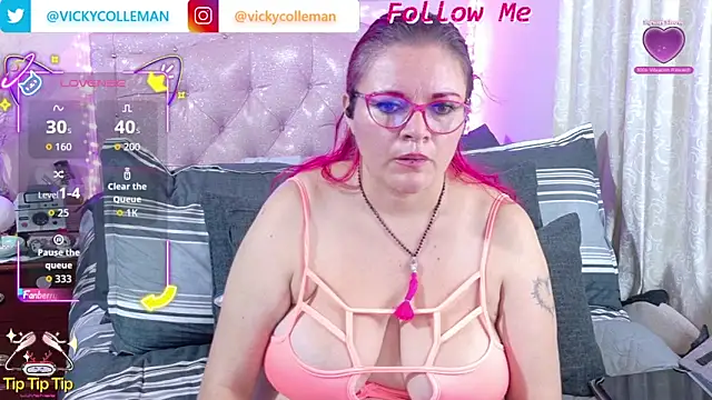 VickyColleman online show from 10/24/25, 07:18