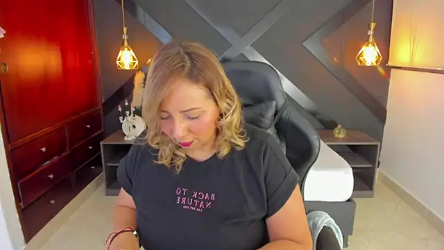 andre soto  online show from 11/18/25, 02:27