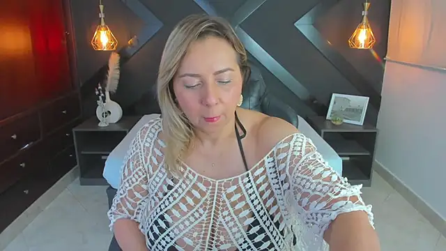 andre soto  online show from 10/30/25, 02:10