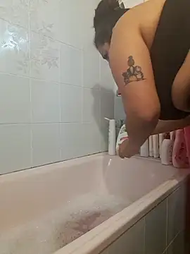 kittymorenita26 online show from 02/08/25, 06:22