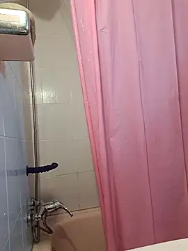 kittymorenita26 online show from 03/05/26, 06:37