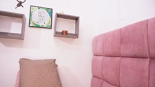 samantha sw online show from 10/08/25, 03:19