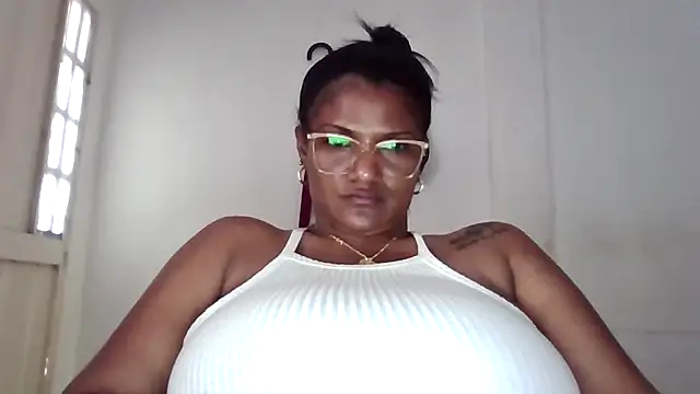 alejandraboobs07 online show from 04/04/26, 09:32