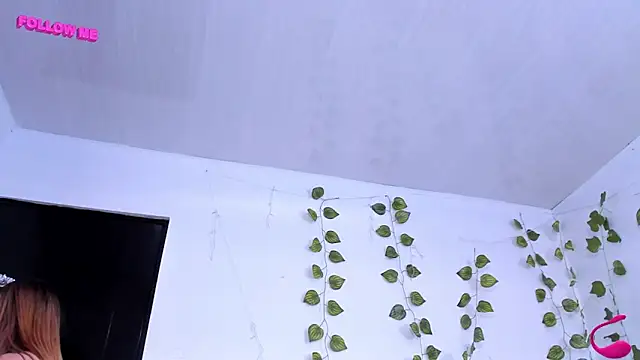 JanneKim online show from 06/11/26, 01:08