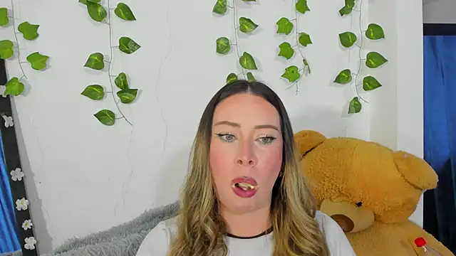 JanneKim online show from 11/27/25, 07:14