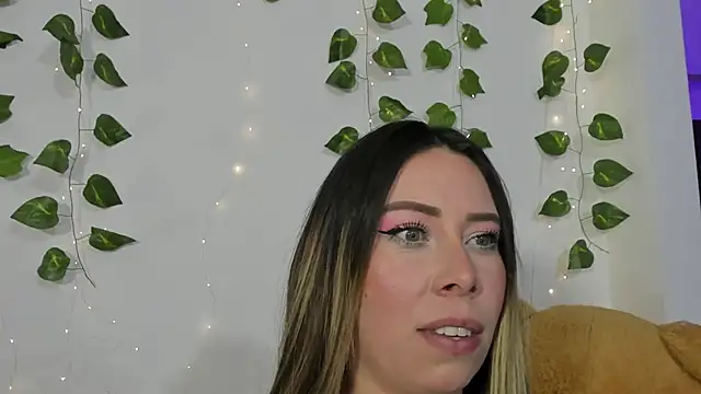 JanneKim online show from 12/05/25, 06:50