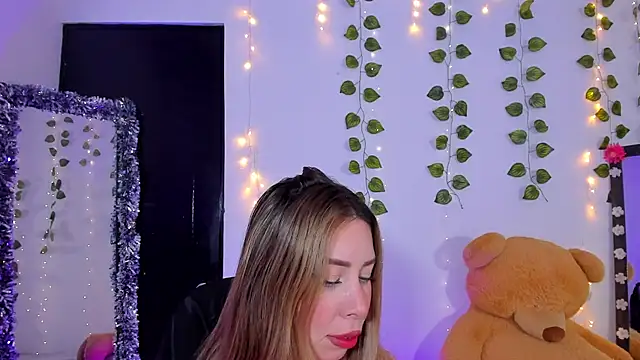 JanneKim online show from 03/06/26, 01:39