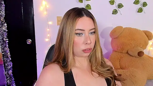 JanneKim online show from 04/10/26, 07:54