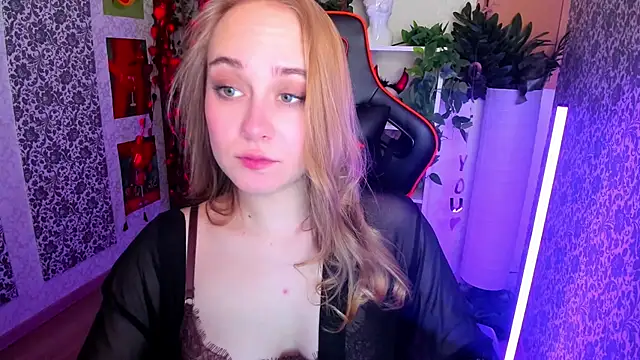 LianaBright online show from 02/19/26, 02:19