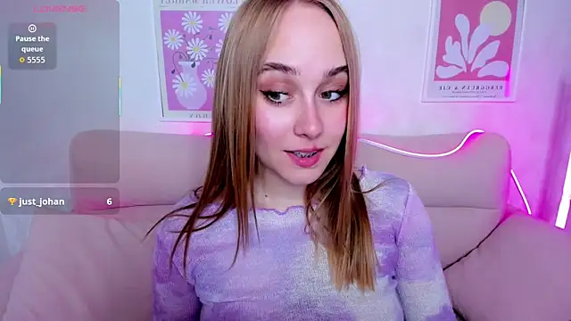 LianaBright online show from 05/21/26, 01:47