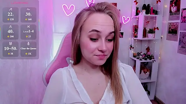 LianaBright online show from 05/20/26, 01:46