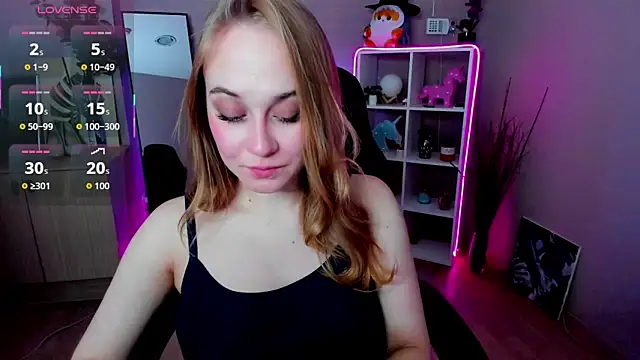 LianaBright online show from 03/18/26, 01:42