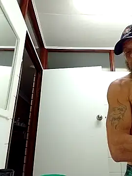 Snapshot of Deonlonely1 chatting on 02/22/25, 02:19 Deonlonely1 online show from 02/22/25, 02:19