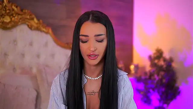 DeniseDevilles online show from 02/01/25, 07:57