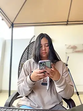 Paloma  LS online show from 11/12/25, 04:55