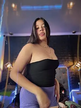 Paloma  LS online show from 10/31/25, 07:54