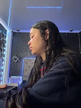 Paloma  LS online show from 04/11/26, 07:28