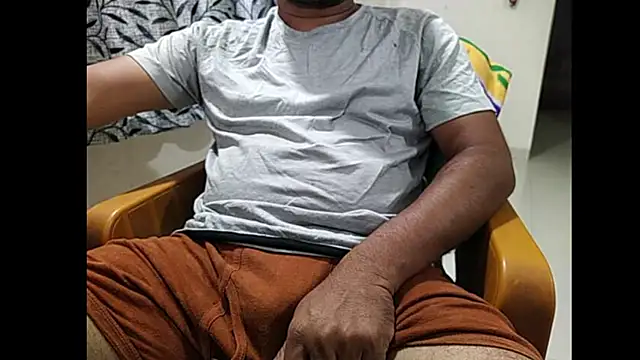 Snapshot of jimmy_indian_bull chatting on 03/20/25, 10:07 jimmy indian bull online show from 03/20/25, 10:07