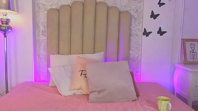 samanta william online show from 10/17/25, 03:10