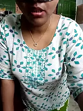 EeshaBhabi online show from 04/08/26, 01:56