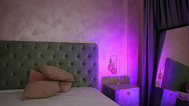 LucyWilow online show from 02/24/26, 05:19