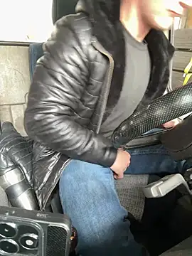 AlexGWoW online show from 02/04/25, 10:21