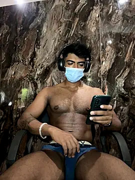 rony6663 online show from 10/19/25, 06:05