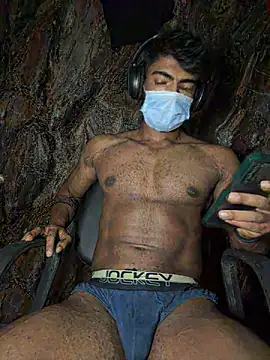 rony6663 online show from 09/23/25, 10:22