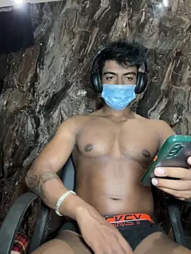 rony6663 online show from 10/29/25, 05:01