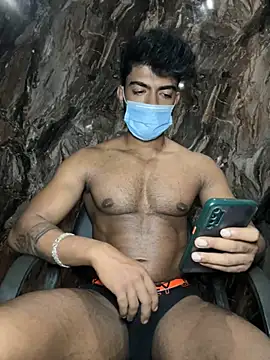 rony6663 online show from 11/10/25, 09:36