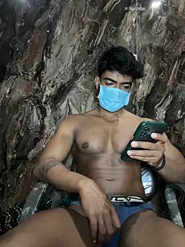 rony6663 online show from 12/17/25, 06:07